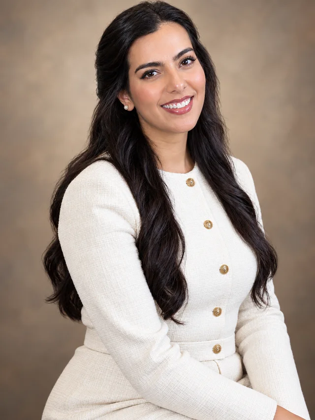Natural professional portrait in an ivory outfit